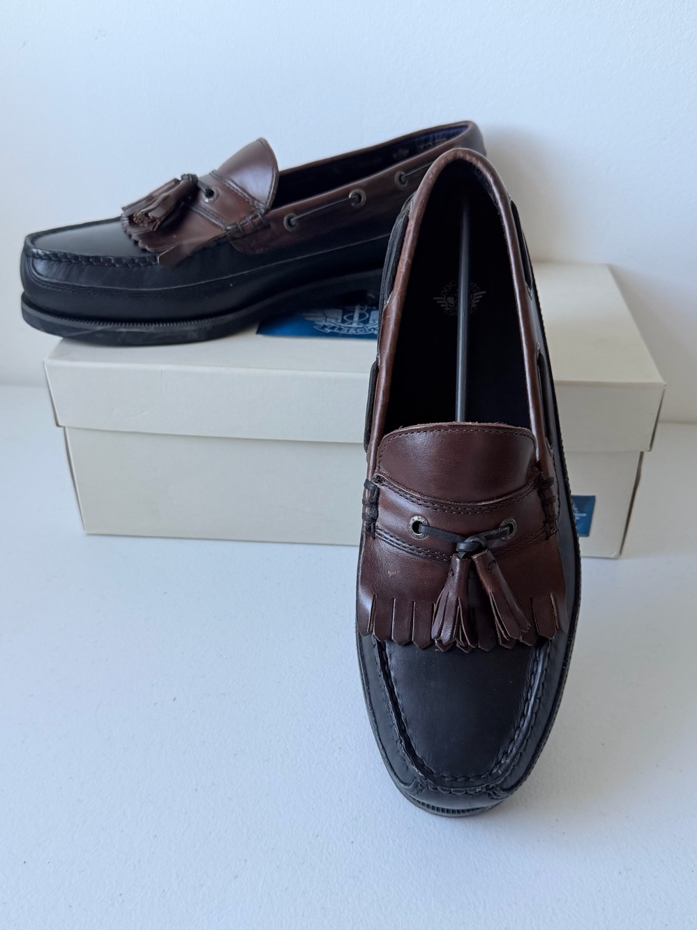 Dockers Vintage 90s Y2K  "Erie" Kiltie Tassel Loafers Black Raisin 10.5 M NWB